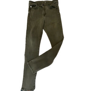 & Denim muted green jeans. SZ32/32 shaping with a regular waist. Perfect cond